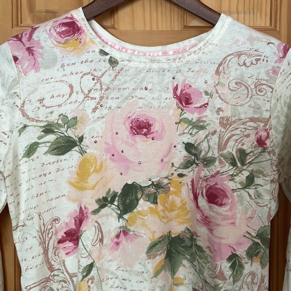 Nicki by Nicole Miller 3/4 Sleeve Tee Shirt - Rose Design with beads.